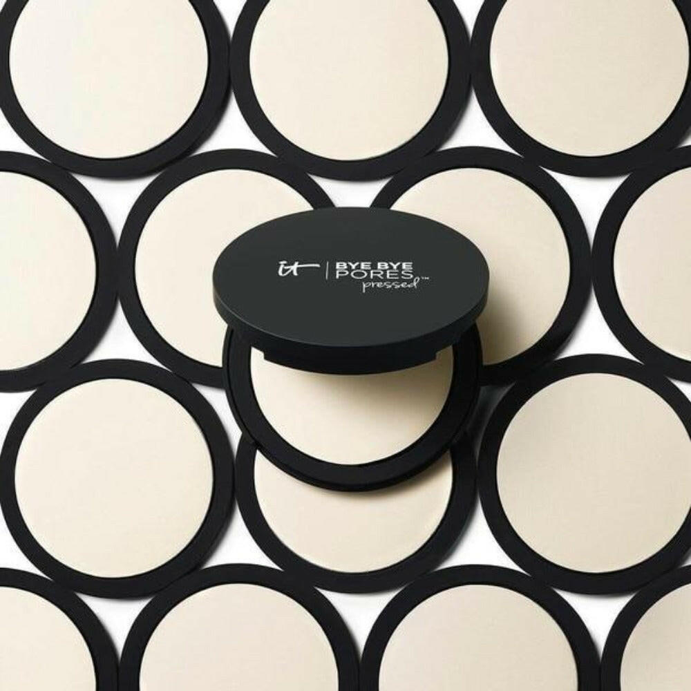 It Cosmetics BYE BYE PORES Perfect Finish Airbrush Pressed Powder - Bare Face Beauty